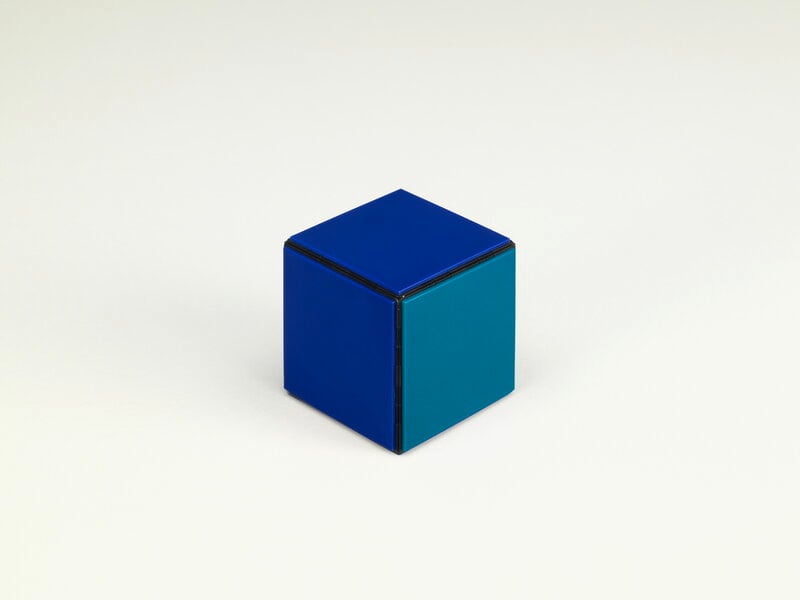 Vitra Panton Cubes Cat figurine, duo-tone blue, view 3