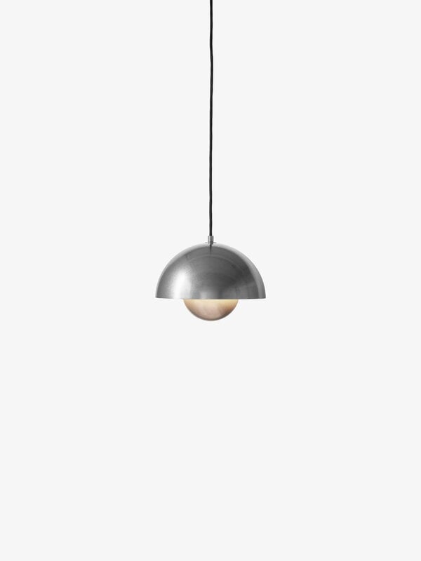 &Tradition Flowerpot VP1 pendant, Anniversary Edition pewter, view 2