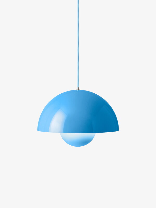 &Tradition Flowerpot VP2 pendant, swim blue, view 2