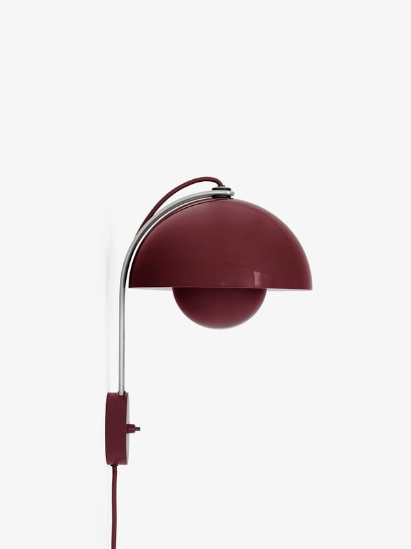 &Tradition Flowerpot VP8 wall lamp, dark plum, view 3