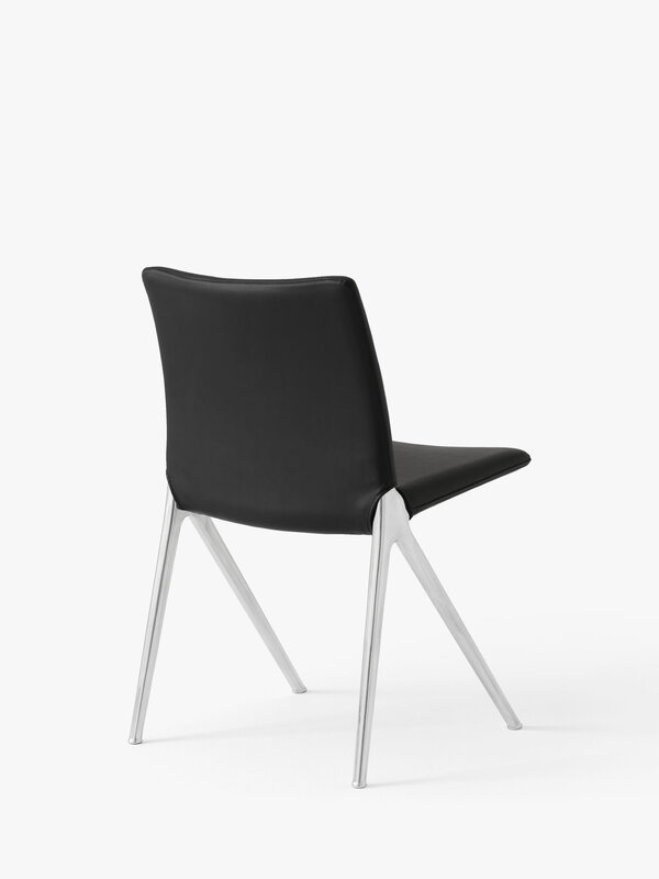 &Tradition Kape IF7 chaise, aluminium poli - cuir Noble noir, image extra