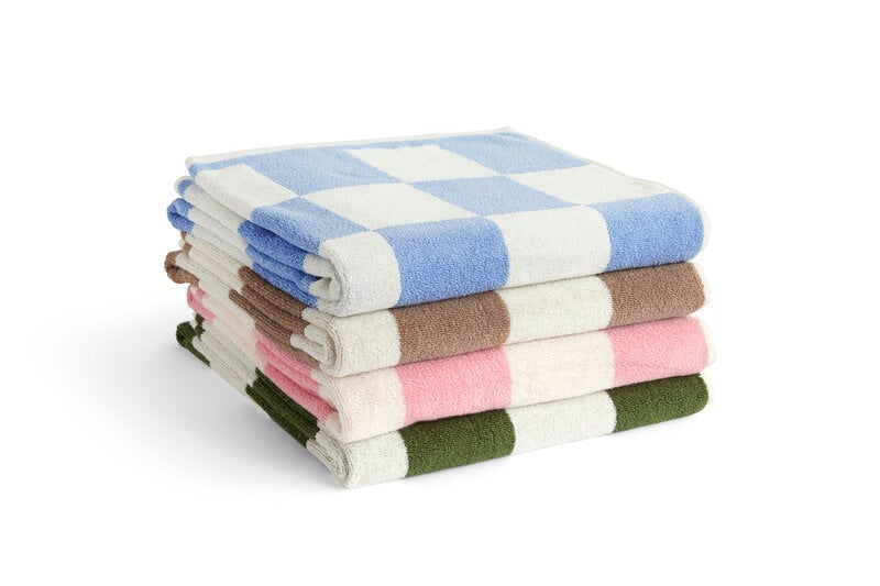 https://media.fds.fi/product_additional/800/Check_Bath_Towel_family.jpg