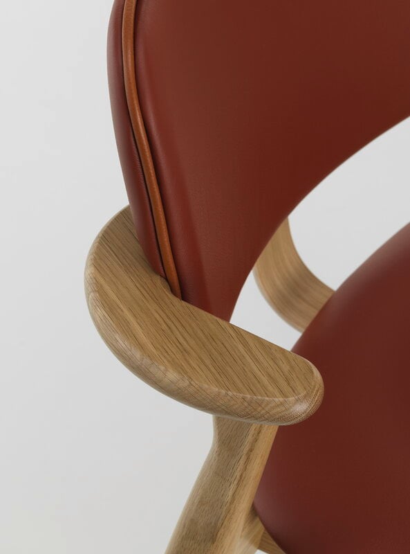 Artek Domus Stuhl, lackierte Eiche - Spectrum Terrakotta - Prestige Cognac, extrabild