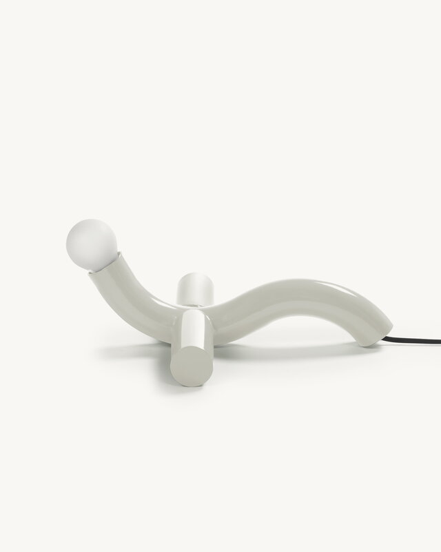valerie_objects La Due Bianca table lamp, white, extra image
