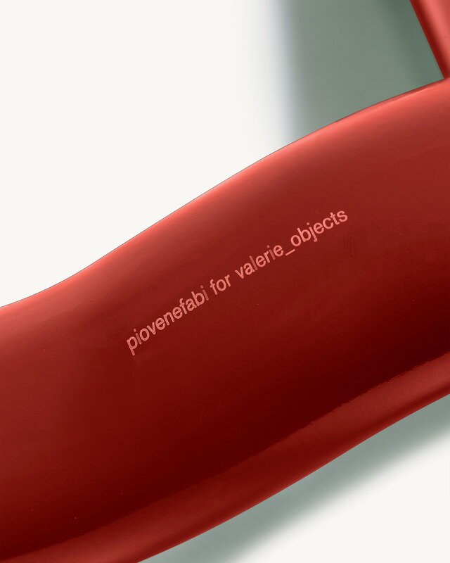 valerie_objects La Due Rossa table lamp, red, extra image