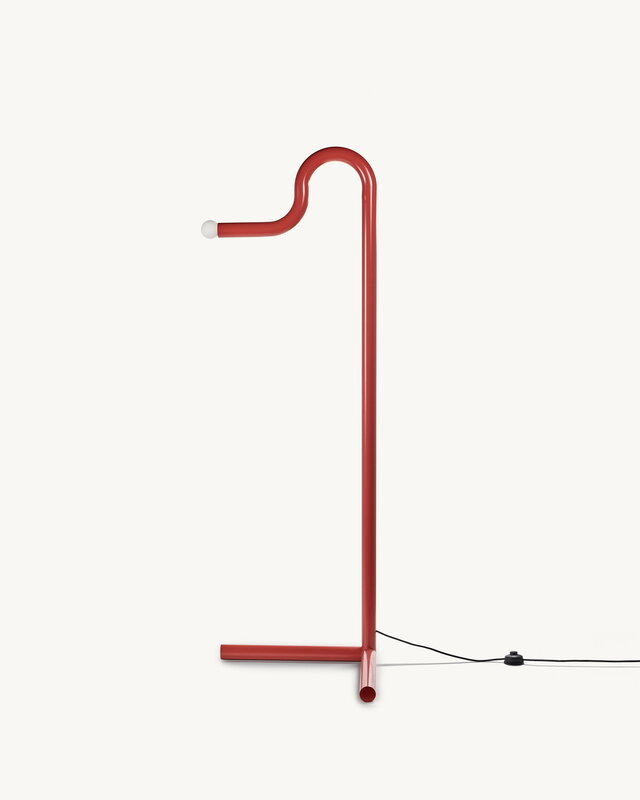valerie_objects La Uno Rossa floor lamp, red, extra image