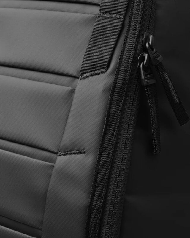 Db Journey Hugger ryggsäck, 20 L, black out, extrabild