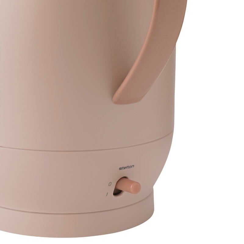 https://media.fds.fi/product_additional/800/OL_223-2_Amphora_electric_kettle_soft_peach_3sourceStelton.jpg