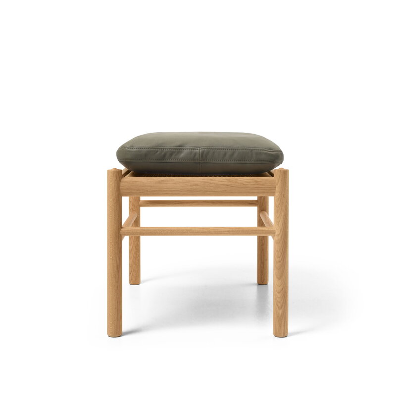 Carl Hansen & Søn OW149F Colonial footstool, oiled oak - Terra leather Jade, extra image