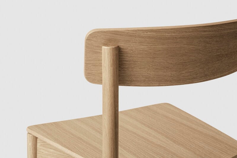 TAKT T01 Cross chair, roble, vista 6