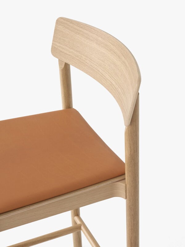 &Tradition Barhocker Betty TK17, Eiche - Cognac edles Leder, extrabild
