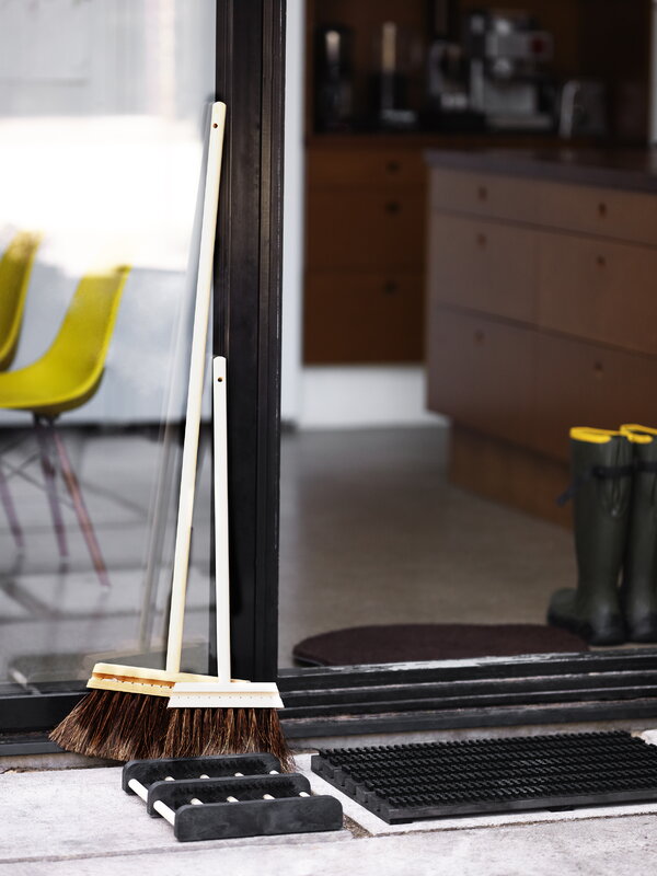 WiseWater Upright Broom Dustpan Set for Home w/ 180 Degree