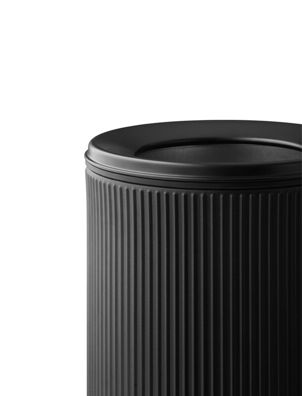 Vipp VIPP18 öppen toppsoptunna, 22 L, svart - svart lock, extrabild