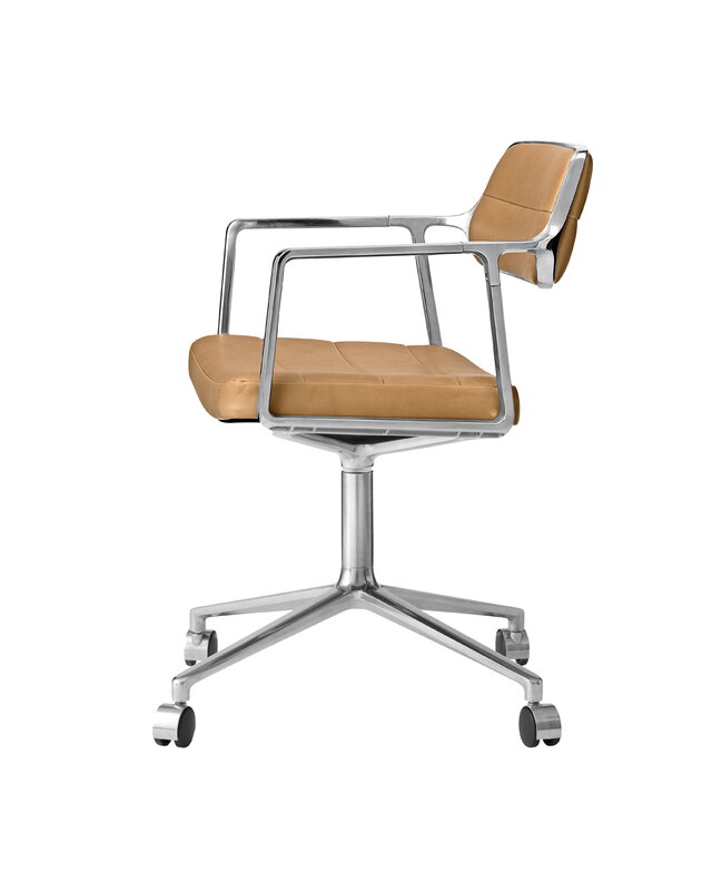 Vipp 453 Swivel tuoli, kiillotettu runko - camel nahka, pyörät, näkymä 3