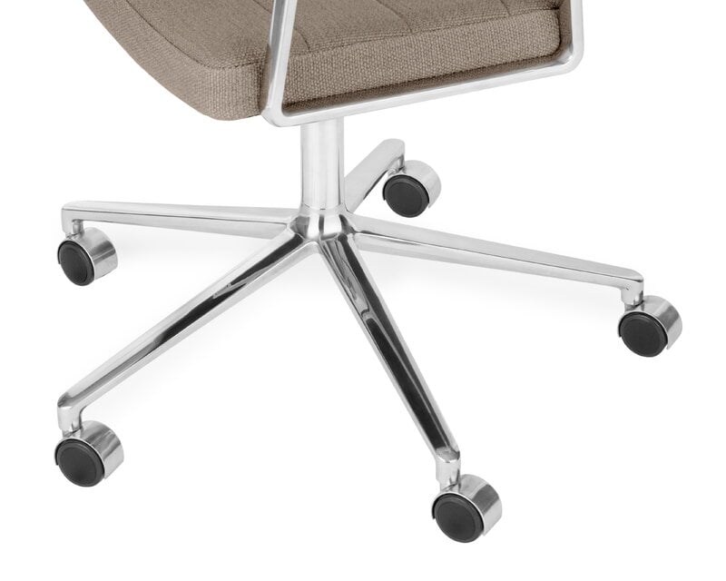 Vipp 453+ Silla giratoria, estructura pulida - Tide dark sand, con ruedas, imagen extra