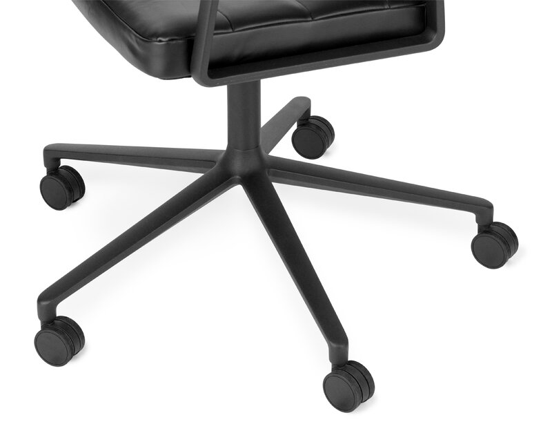 Vipp 453+ Swivel chair, black frame - black leather, with castors, extra image