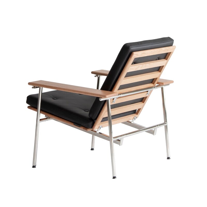 YK collection Triennale chair, oak - black cushions with buttons, extra image