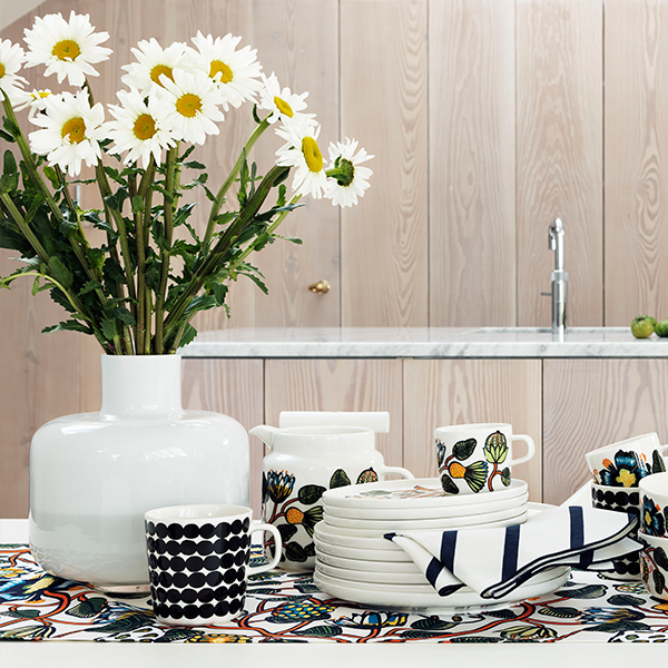 Marimekko Ming vase, white Finnish Design Shop