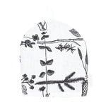 Saana ja Olli Myrskyn jälkeen tea cozy, white