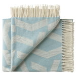 Dashes throw, white - blue