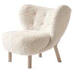 &Tradition Little Petra lounge chair, Moonlight sheepskin - white oiled oak