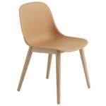 Muuto Fiber ruokapöydän tuoli, puujalat, okra-tammi