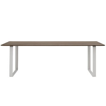 Muuto 70/70 Tisch, 225 x 90 cm, Eiche massiv geräuchert – Grau