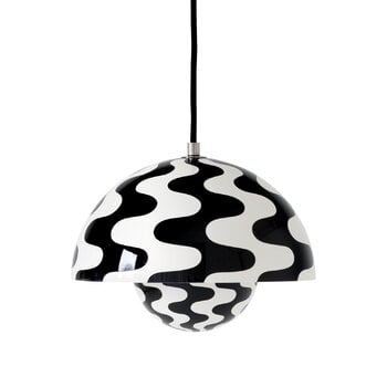 &Tradition Flowerpot VP1 pendant, black - white