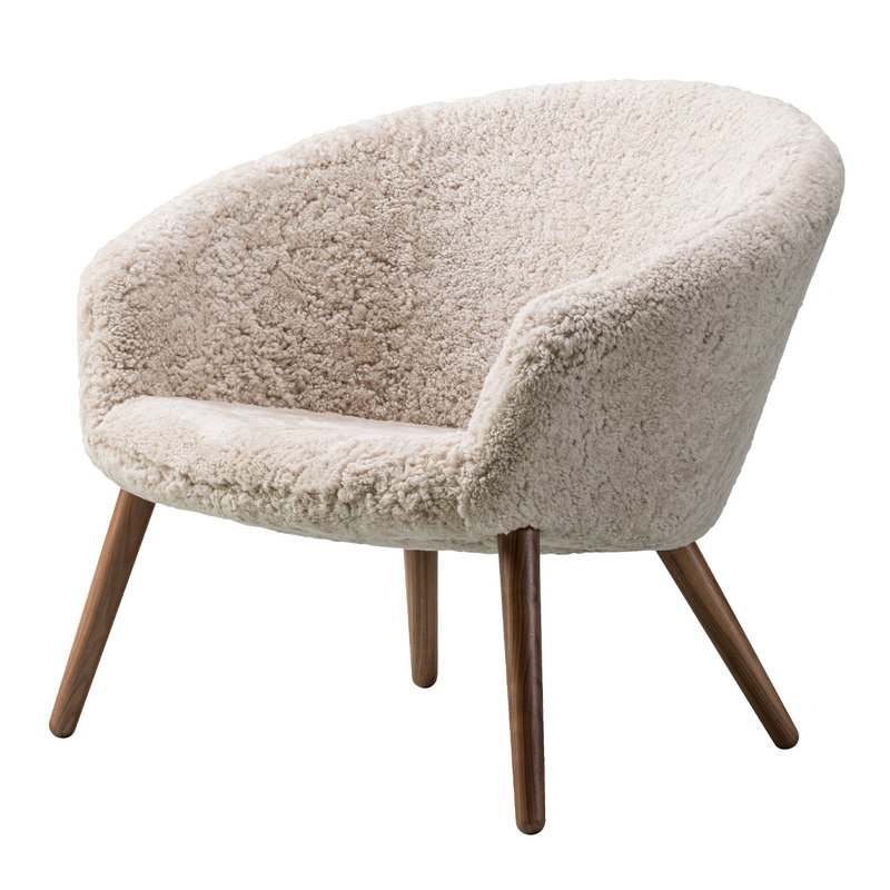 sponsor overraskende skæbnesvangre Fredericia Ditzel lounge chair, Moonlight sheepskin - walnut | Finnish  Design Shop