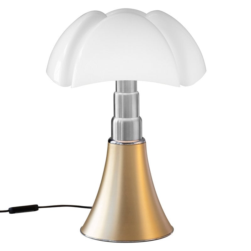 gesprek tellen beet Pipistrello Medium table lamp, dimmable, brass | Finnish Design Shop