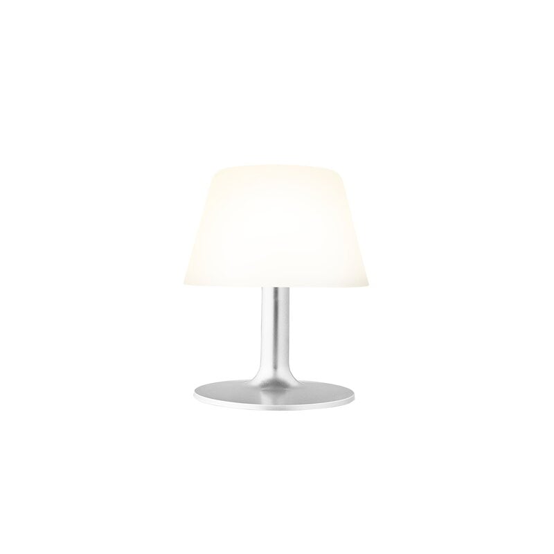 Wereldwijd Vervullen Oorzaak Eva Solo SunLight outdoor table lamp, 16 cm, white | Finnish Design Shop IE