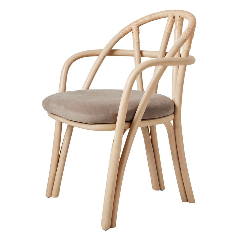 GUBI Bistra dining armchair,  natural lacquered rattan - Fustagno 002, product image