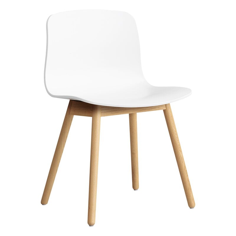About a Chair AAC12, white 2.0 - lacquered oak