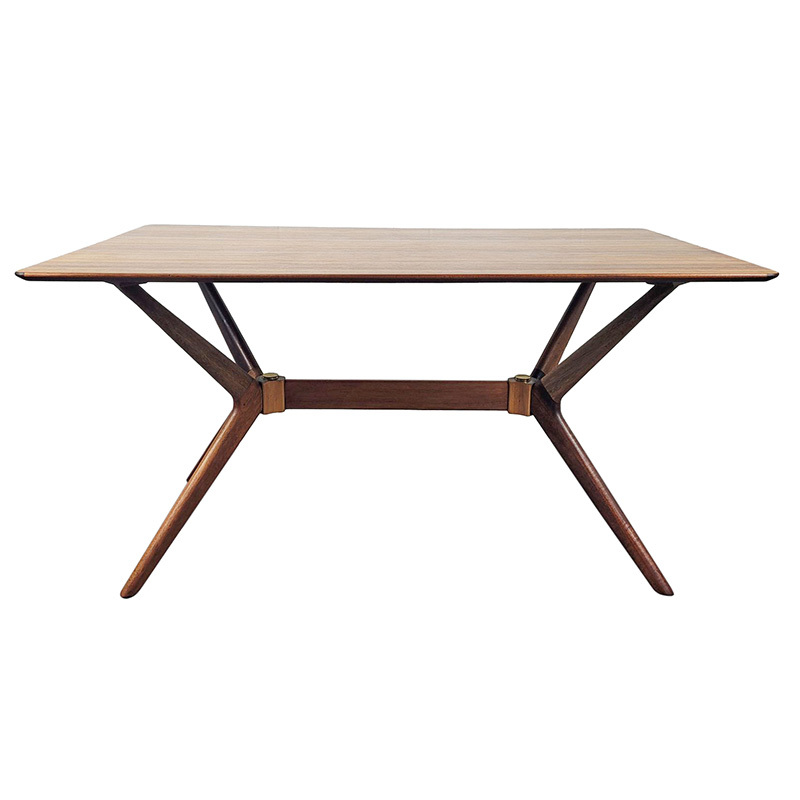 G Plan Helicopter dining table, teak | Pre-used design | Franckly